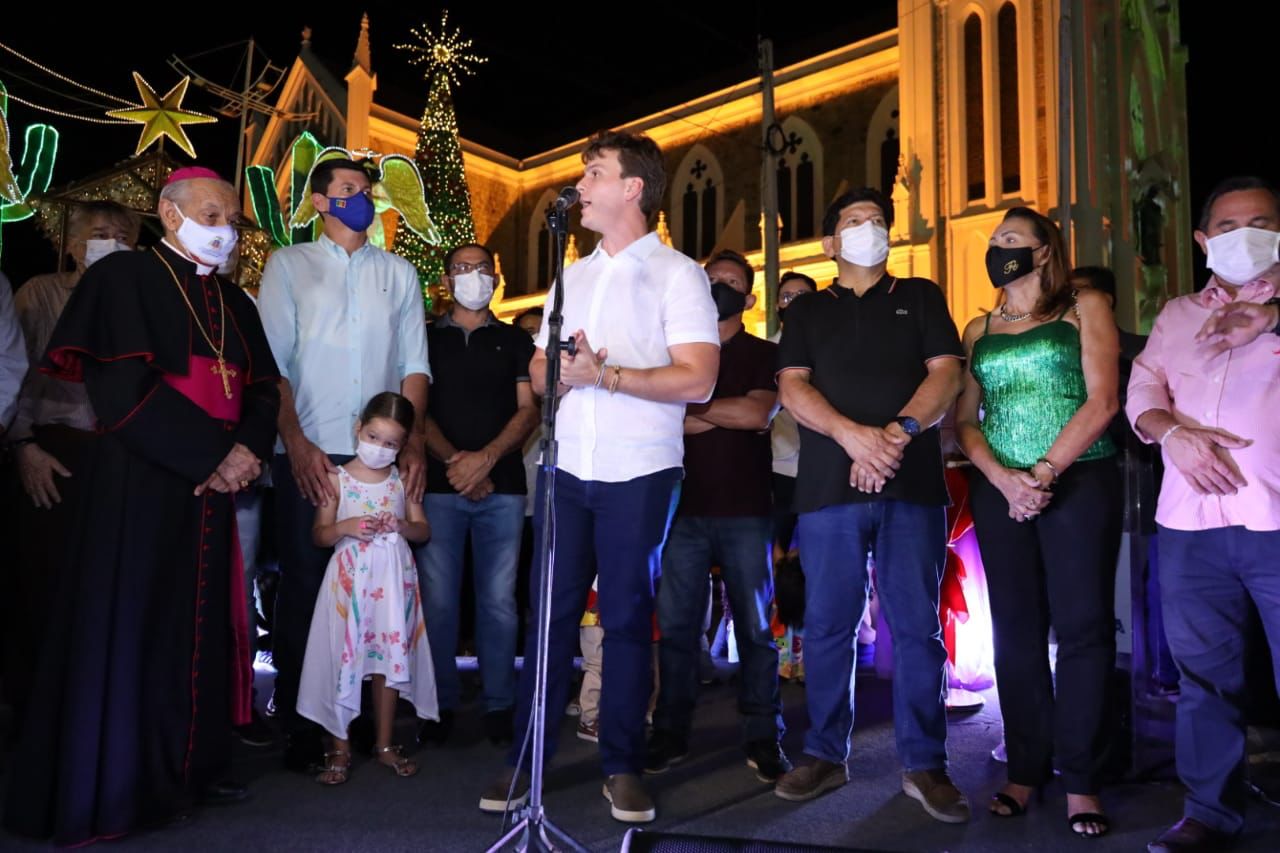 Miguel Coelho lança “Natal Luz e Renovação” em Petrolina