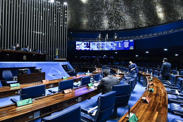 Senado aprova relatório que amplia crédito para microempresas