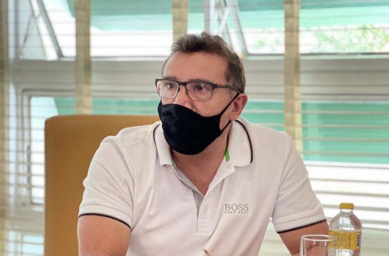 Prefeito de Arcoverde se posiciona após anúncio de rompimento