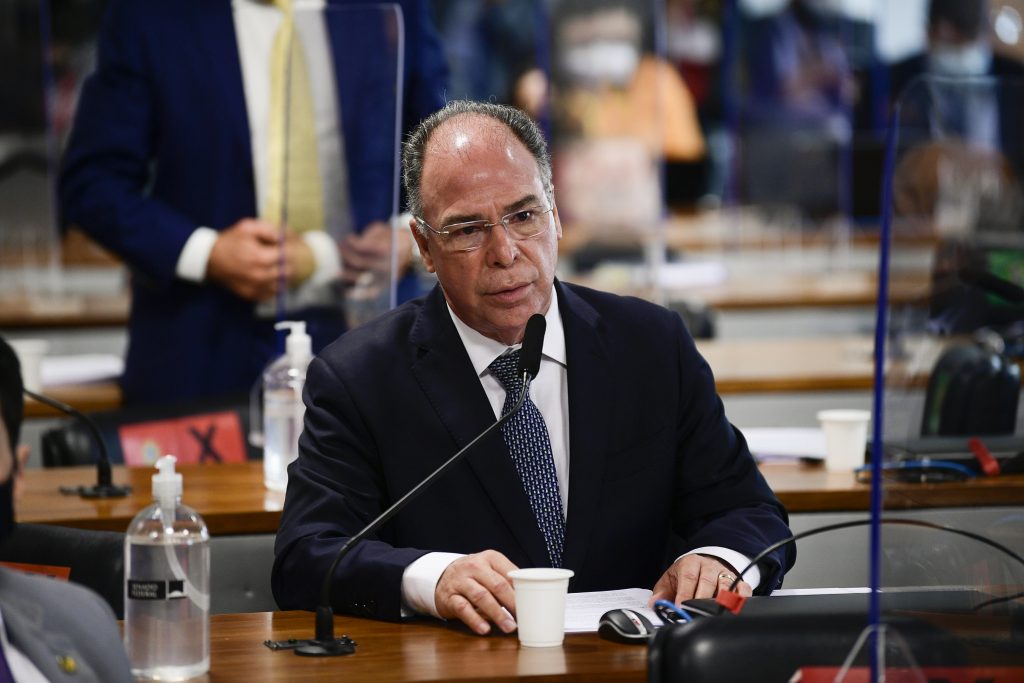 FBC apresenta relatório da PEC dos Precatórios com Auxílio Brasil de R$ 400