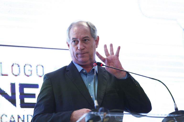 Cenário Político: PEC dos Precatórios abre dissidência no PDT