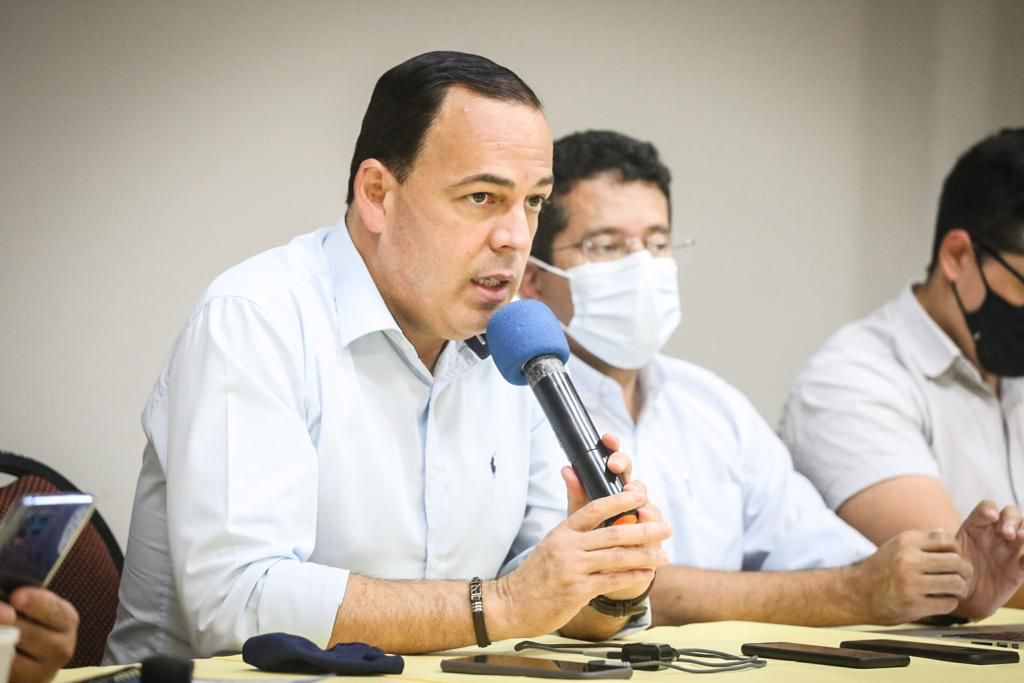 Sivaldo reúne secretários para monitoramento da gestão