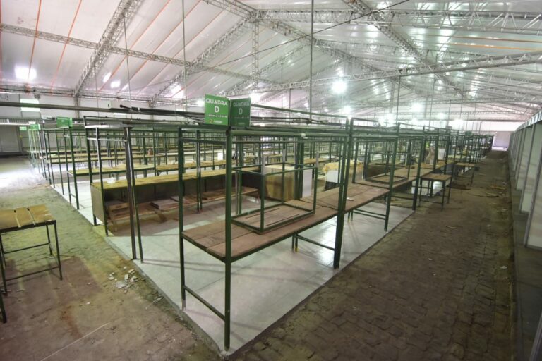 Obras dos Mercados de Carne, Farinha e Casa Rosa têm novo prazo