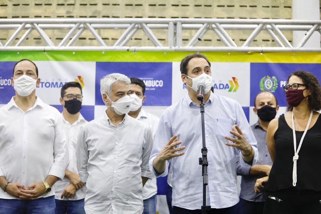 Paulo Câmara anuncia R$ 24 milhões para Garanhuns