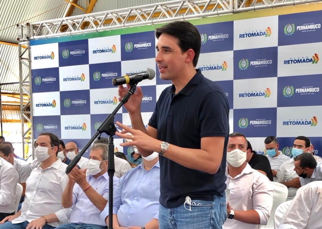 Silvio diz que Bolsonaro é o pior presidente da história