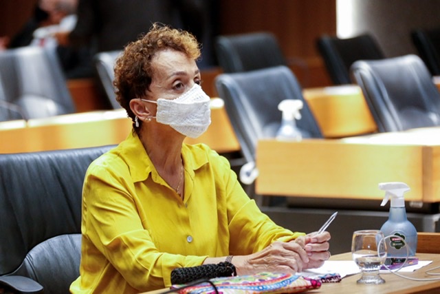 Laura repudia discursos preconceituosos na Câmara de Caruaru