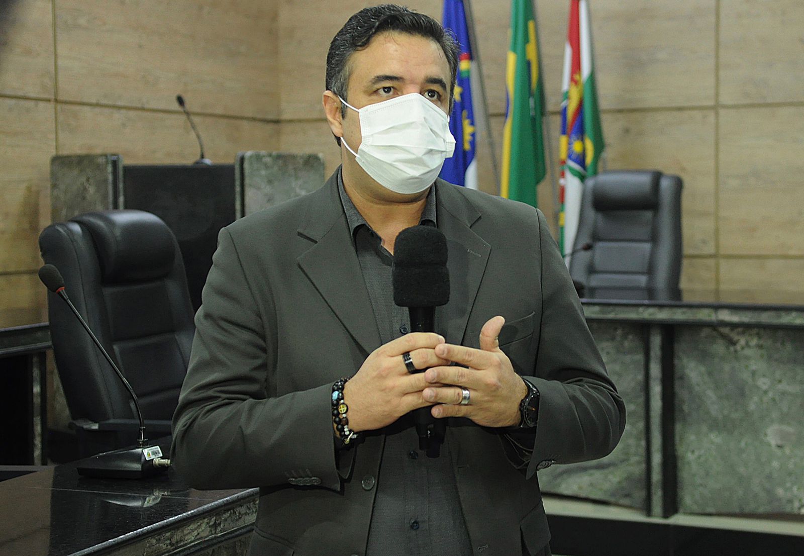 Bruno Lambreta fala sobre volta das sessões presenciais na Câmara de Caruaru