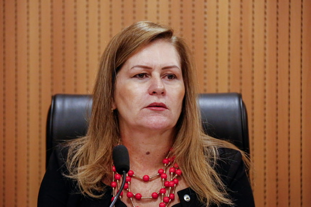 Deputada estadual tem carro oficial apreendido pela PRF