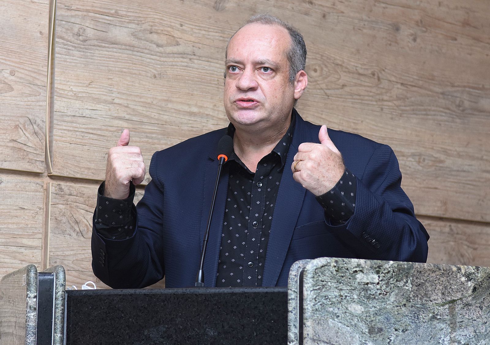 Blog Cenário recebe mais um Voto de Aplausos em Caruaru