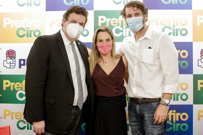 PDT do Recife faz confraternização com lideranças