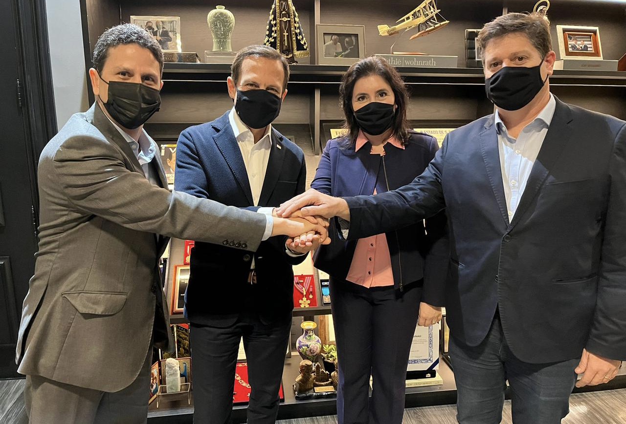 Simone Tebet e João Doria se encontram em São Paulo