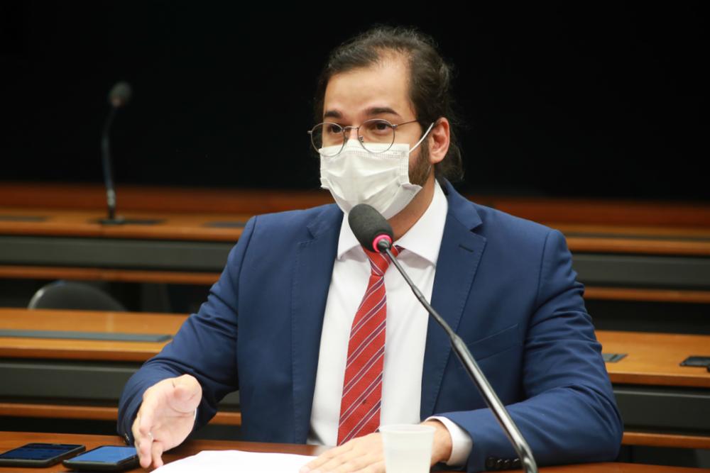 Cenário Político: Túlio Gadêlha migra para a Rede em abril