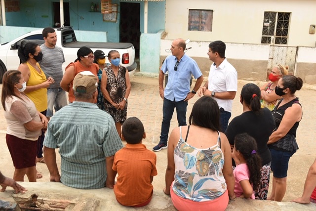 Erick Lessa luta por mais água na Vila do Rafael