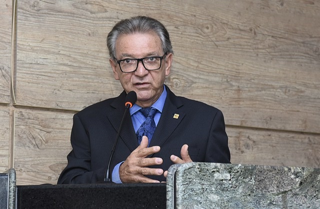 Vereador Lula Tôrres pode lançar filho a estadual