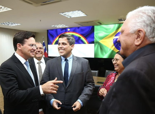 Jarbas Filho articula ações para municípios pernambucanos