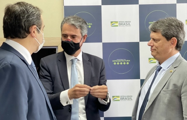 Fernando Monteiro e Paulo Câmara se reúnem com ministro