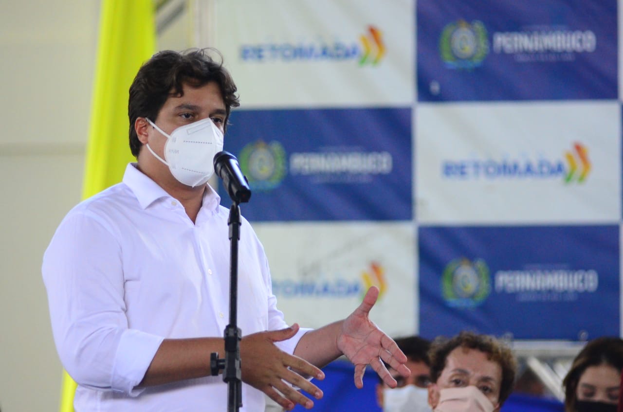 Lucas Ramos comemora novo campus da UPE em Surubim