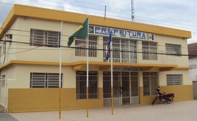 Ex-secretário e ex-gerente de obras de Sanharó são alvos em operação contra lavagem de dinheiro