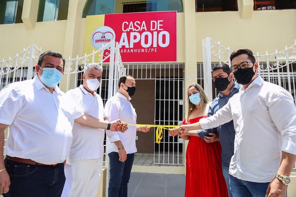 Em Recife, Sivaldo entrega Casa de Apoio para pacientes de Garanhuns