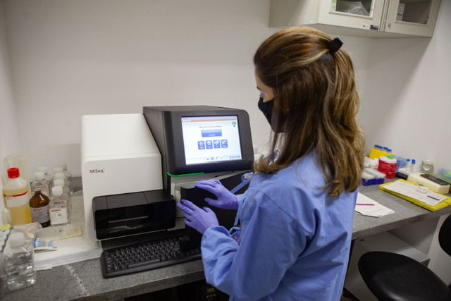 Variante Ômicron já é dominante em Pernambuco