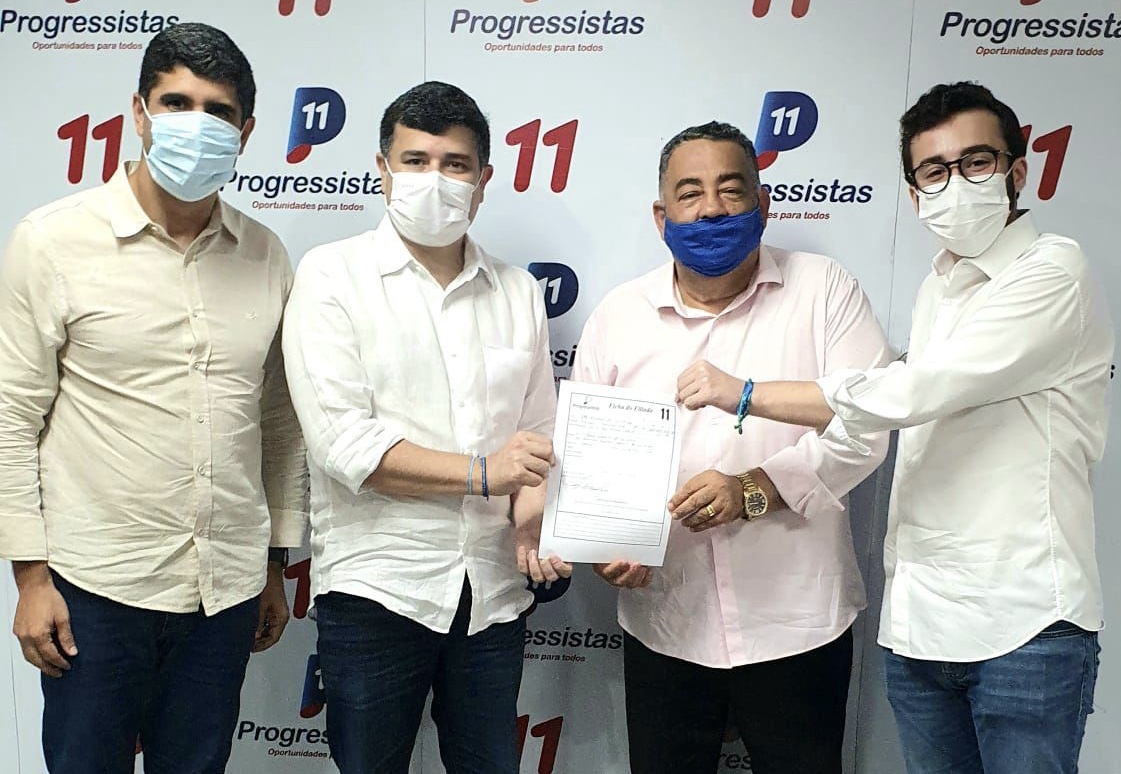 Pastor de Carpina anuncia dobradinha com Erick Lessa