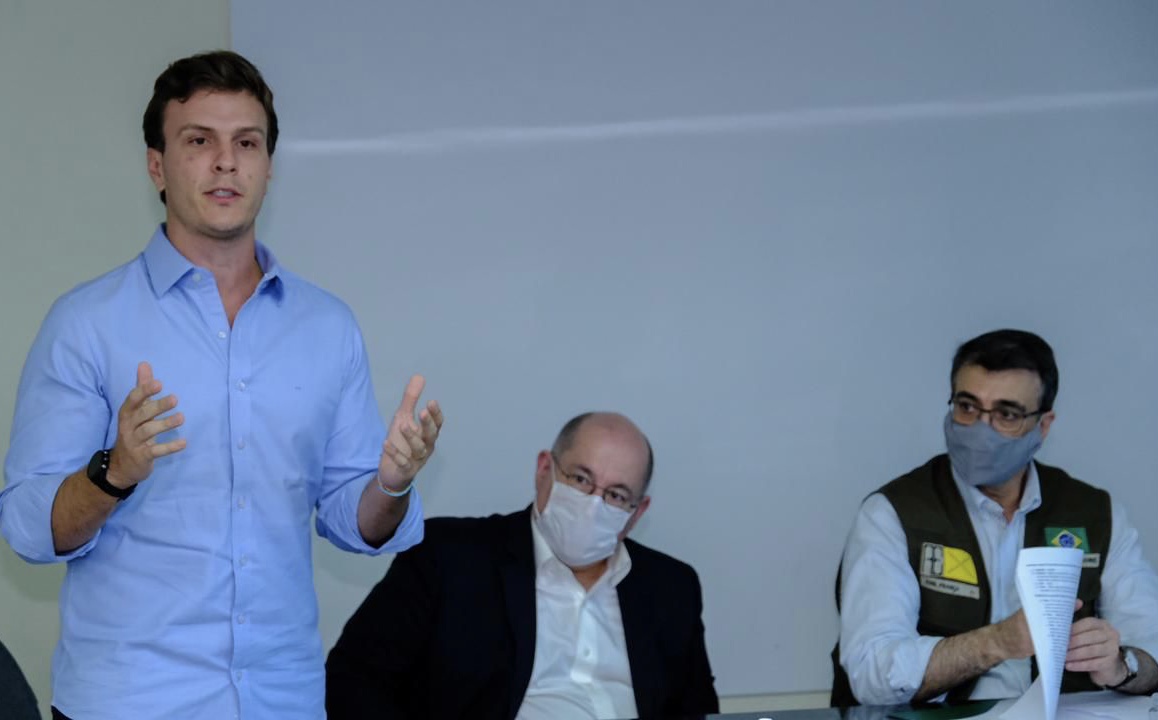 Miguel recebe ministro das Relações Exteriores em Petrolina