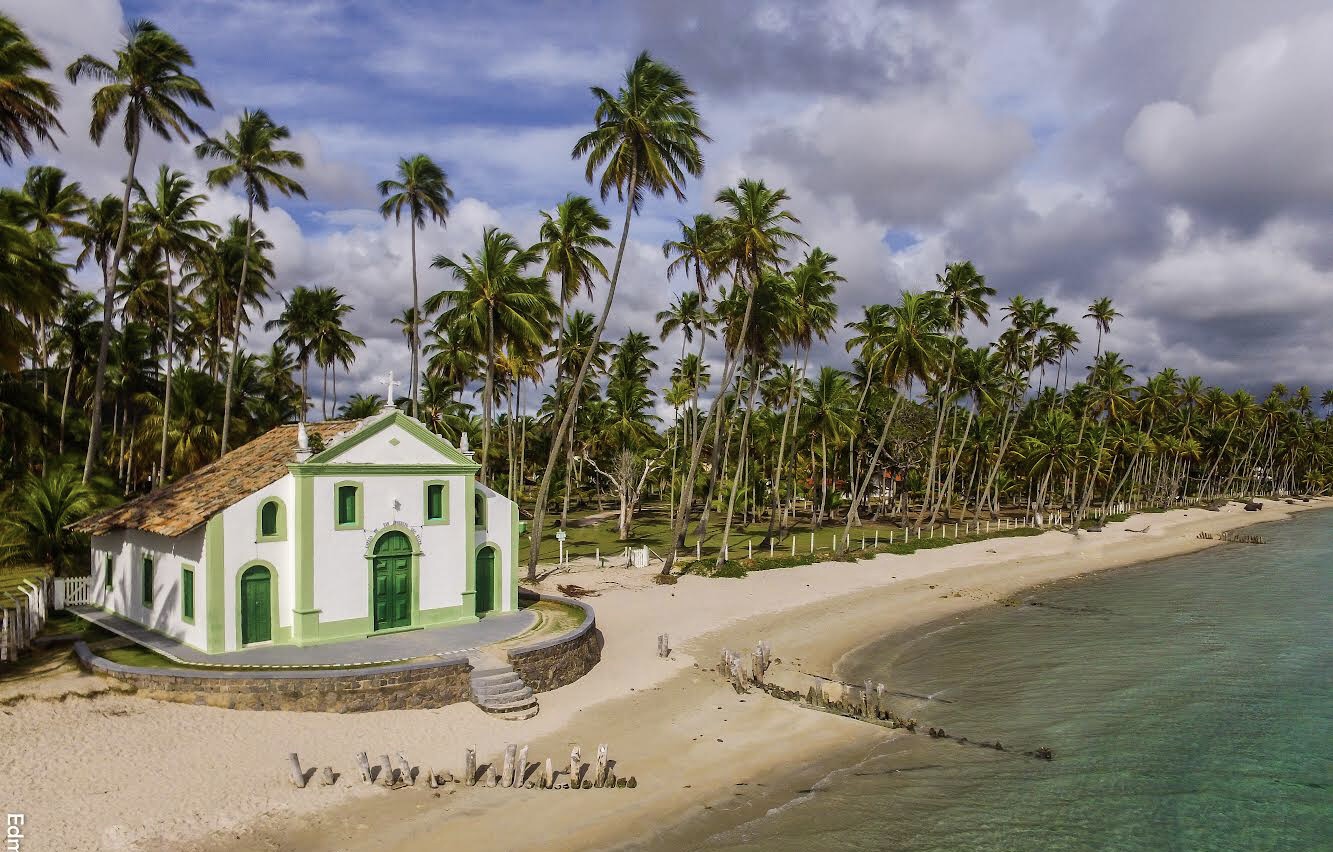 Praia dos Carneiros recebe ação integrada do Estado