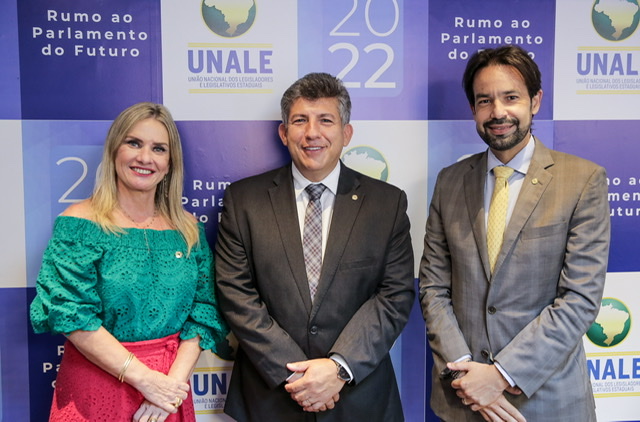 Diogo Moraes é empossado como vice-presidente da Unale