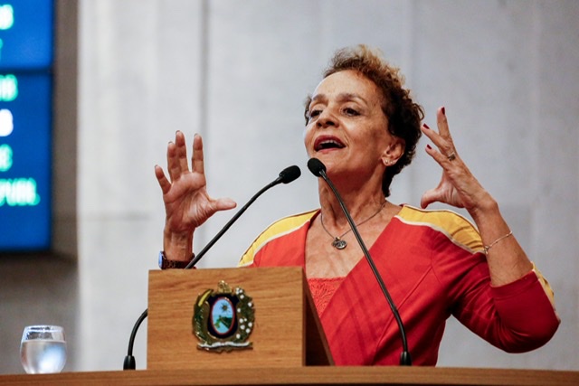 Laura Gomes defende o nome de Geraldo Julio para a disputa