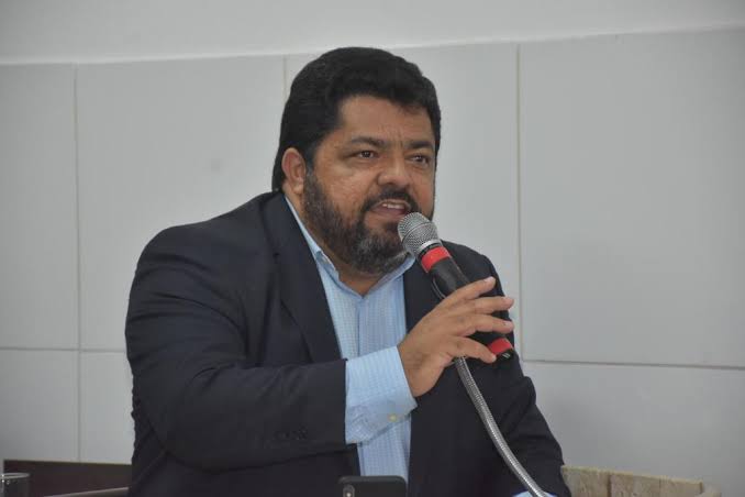 A versão de Deoclécio após confusão e xingamentos na Câmara do Ipojuca