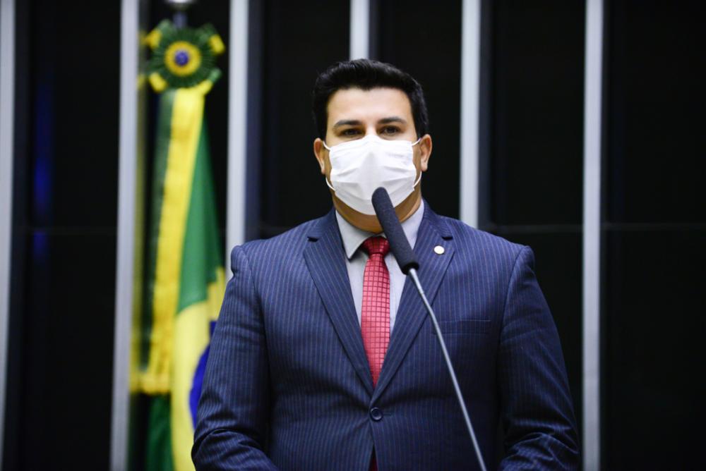 Veras cobra apuração de assassinato de criança em Pernambuco 