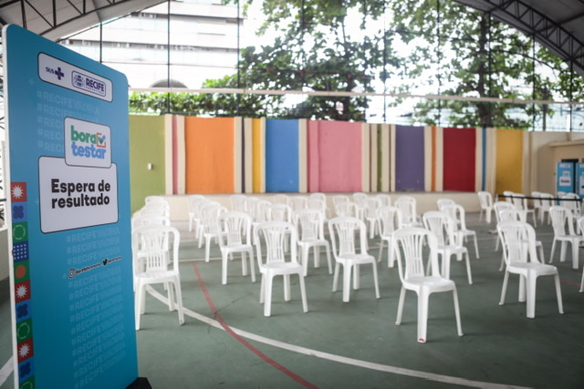 Recife abre centro de testagem para trabalhadores da educação 