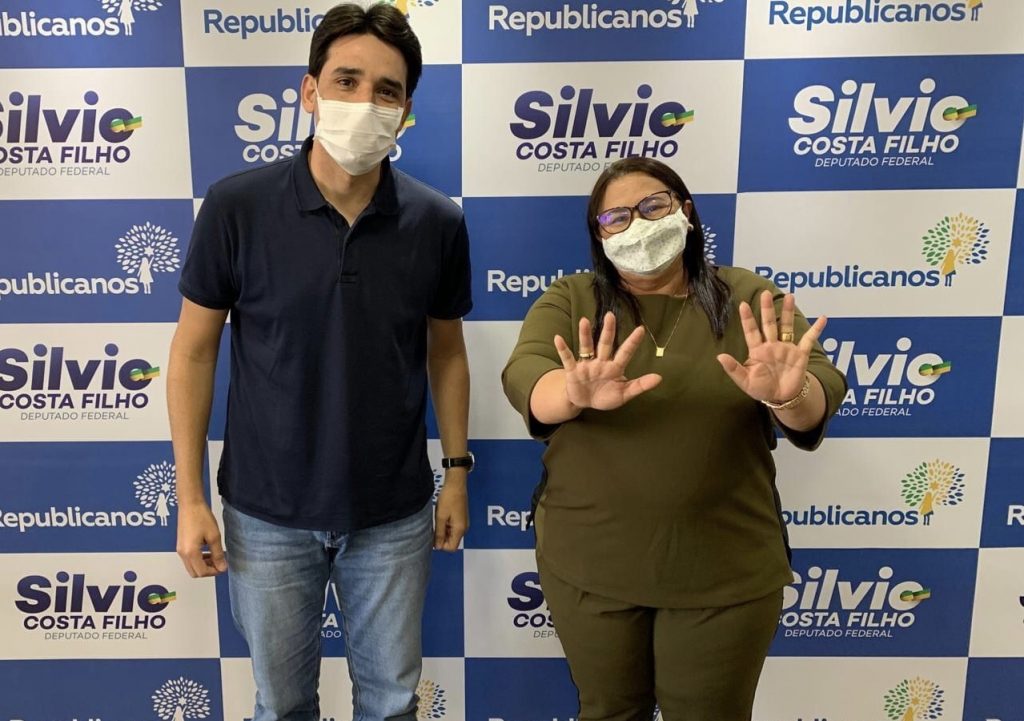 Prefeita de Ibirajuba declara apoio a Danilo Cabral