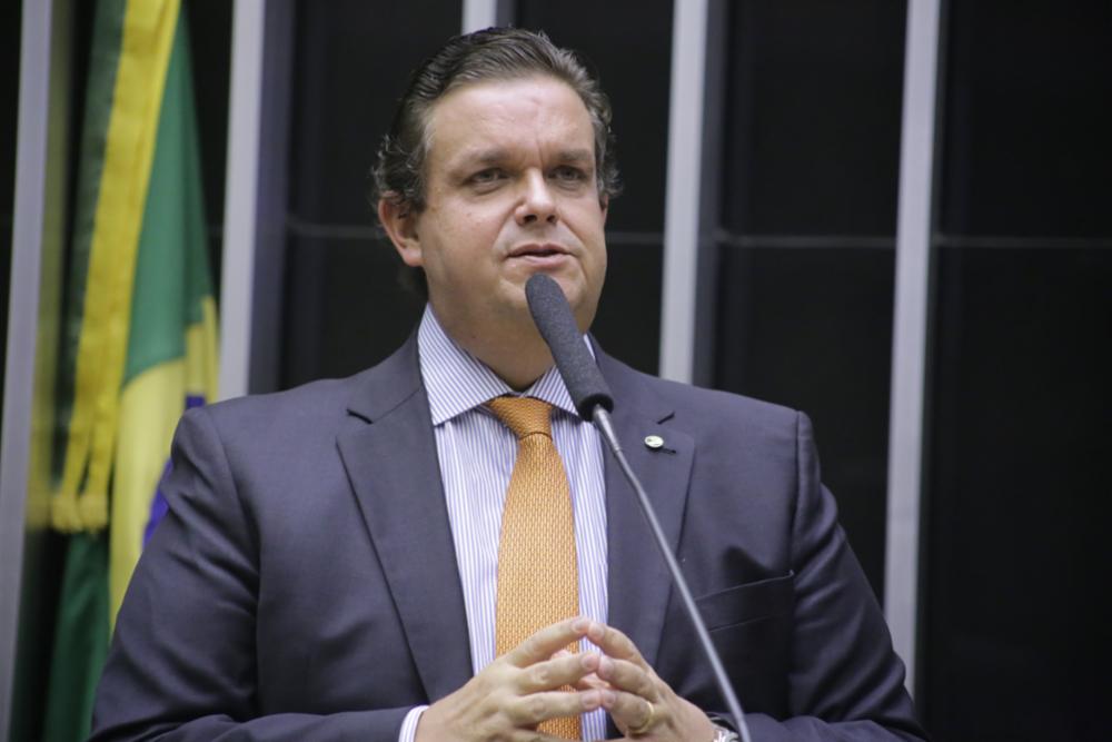 Wolney anuncia novo Centro de Hemodiálise para Caruaru