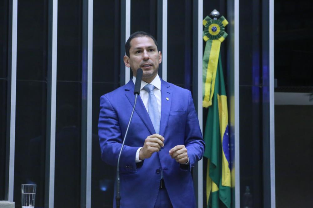 Vice-presidente da Câmara Federal se filia ao PSD