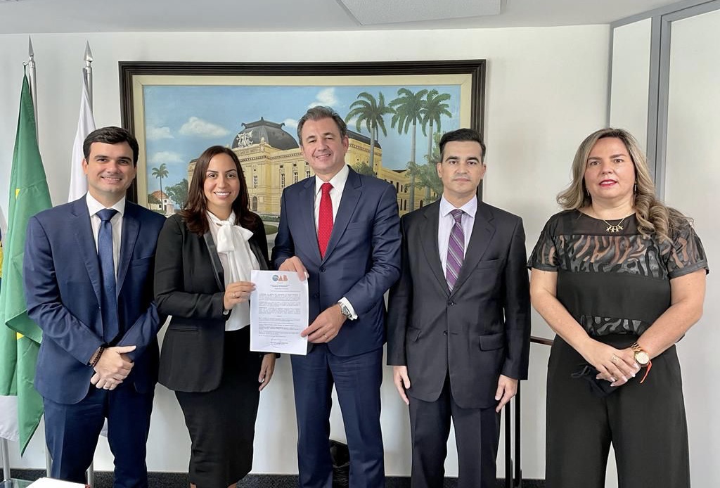 Diana Câmara assume presidência da Comissão de Relações Institucionais da OAB-PE