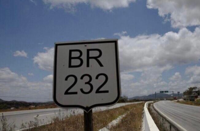 Governo do Estado contrata empresa para obra de triplicação da BR-232