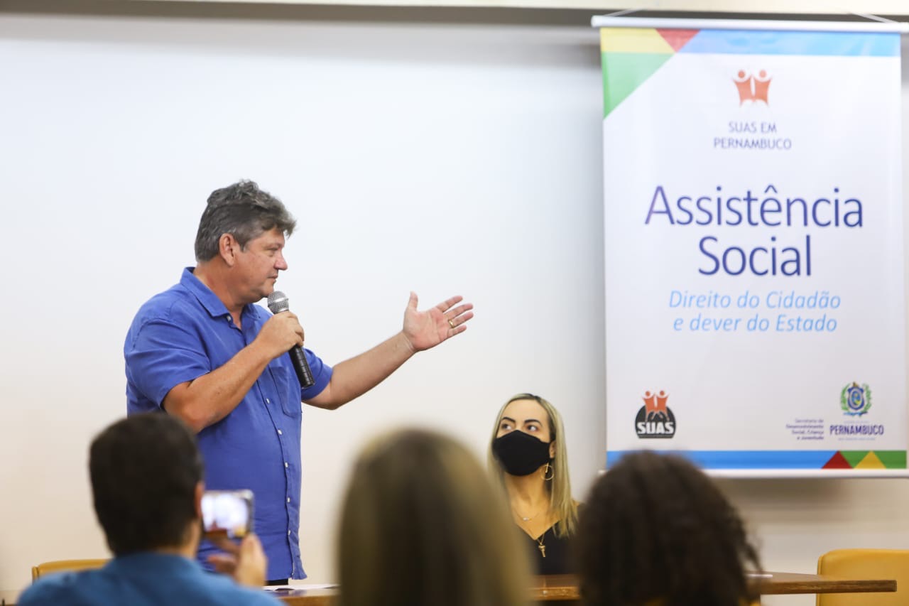 Sileno entrega 140 tablets para as casas de acolhimento 