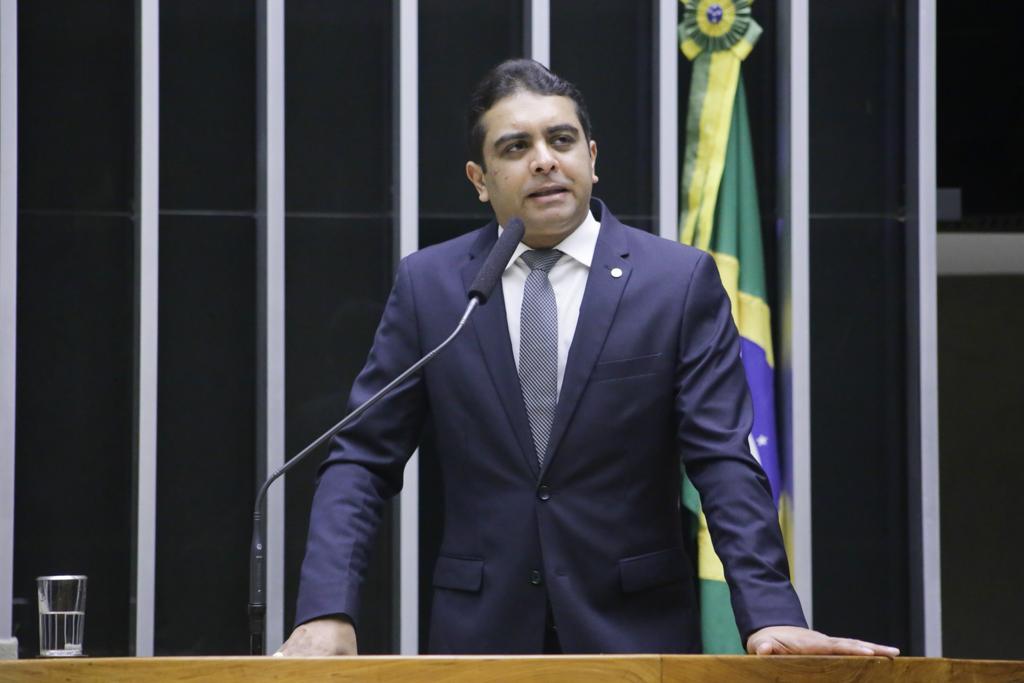 Deputado cobra posicionamento do TCU sobre recursos do Fundef