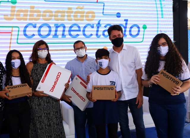 Anderson Ferreira lança Programa Jaboatão Conectado