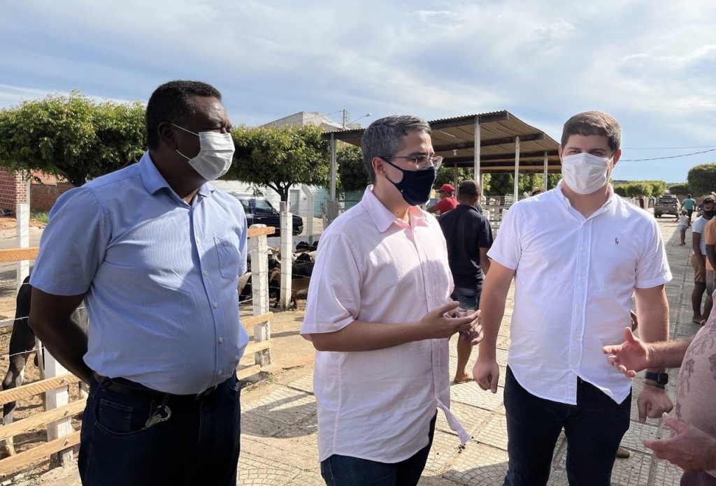 Jarbas Filho segue com agendas pelo Sertão de Pernambuco