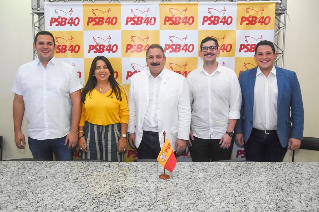 Eriberto Medeiros, Eriberto Filho e Eriberto Vinicius se filiam ao PSB