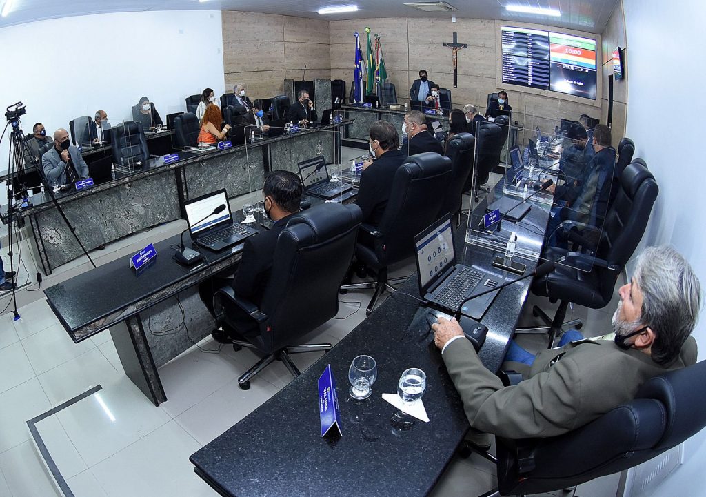 Câmara de Caruaru vai retomar atendimento e sessões presenciais