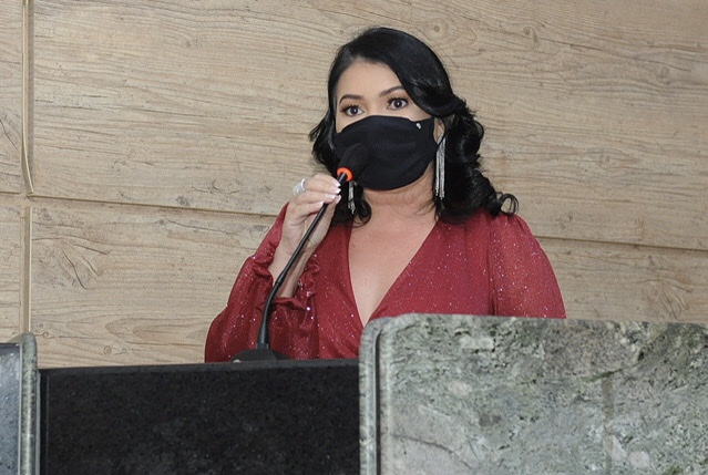 Câmara envia à Polícia informações sobre gabinete de Kátia