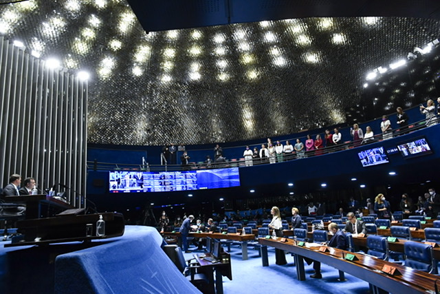 Lei Paulo Gustavo de apoio à cultura segue para sanção