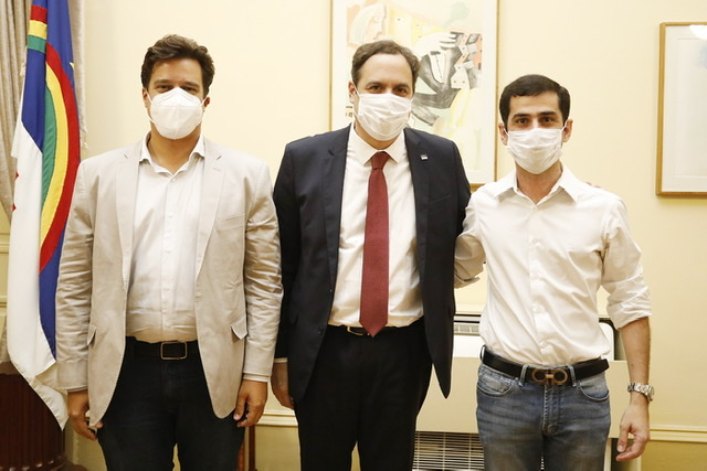 Paulo recebe secretários que deixam o Governo para disputar eleições 