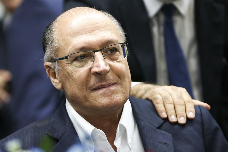 Alckmin confirma filiação ao PSB