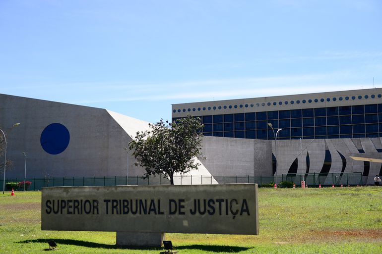Decisão do STJ altera regras para reajuste dos professores