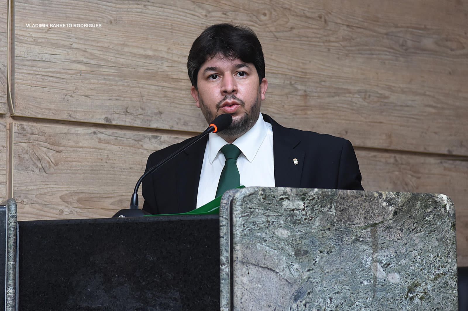 Fagner deixa liderança da oposição na Câmara de Caruaru