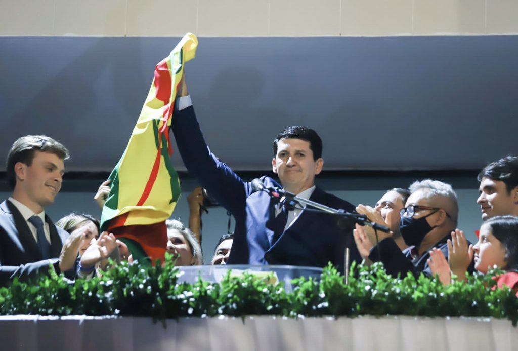 Simão Durando toma posse como prefeito de Petrolina